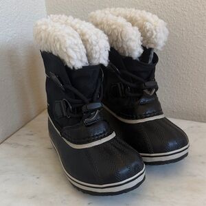 Sorel Childrens Yoot Pac Nylon Boots (size 10)